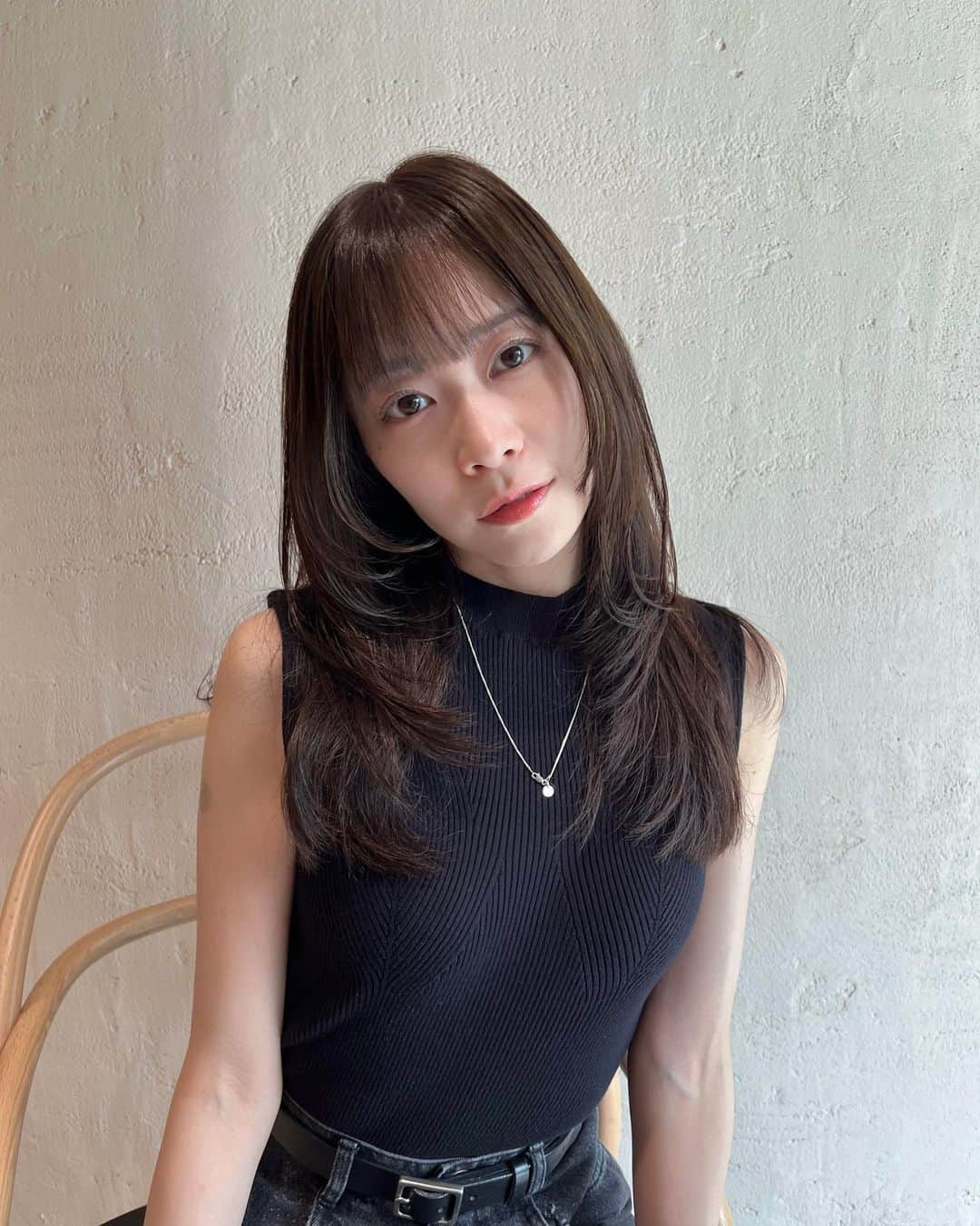 梶原ひかりのインスタグラム：「髪切って染めた💇🏻‍♀️」