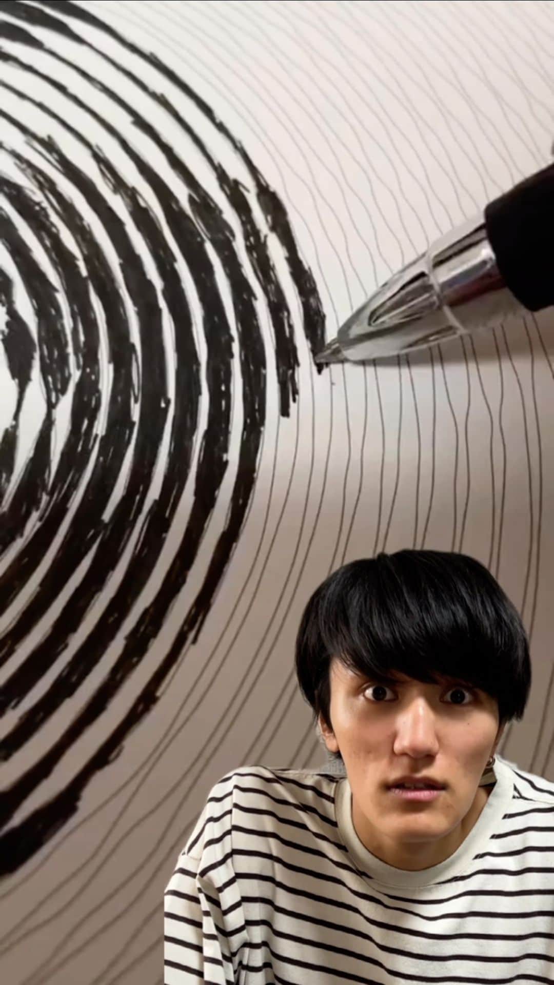 のインスタグラム：「What’s this!?🤩 Let’s try it😆✨ #issei #technology」
