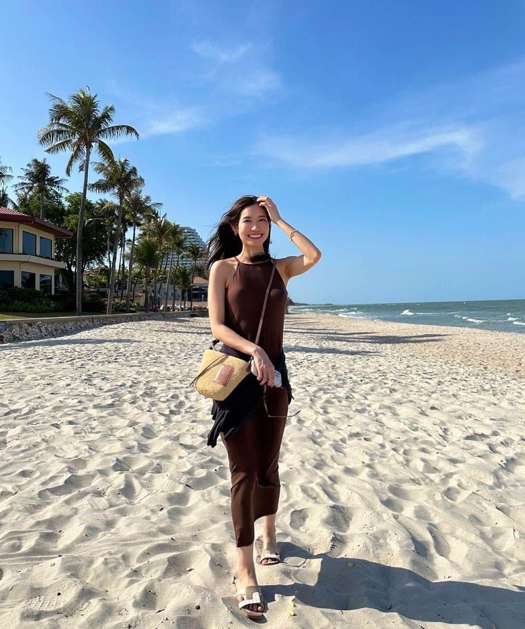 𝐴𝑁𝑁𝐴さんのインスタグラム写真 - (𝐴𝑁𝑁𝐴Instagram)「wanna go to huahin again~~🏝️🇹🇭 . . . #タイ旅行 #ホアヒン #海外旅行 #旅行好き #モデル #海 #thailand #huahin #huahinbeach #huahintrip #bangkoktrip #japanesemodel #泰國 #曼谷 #華欣 #泰國旅遊 #กรุงเทพฯ #ประเทศไทย #หัวหิน #태국 #방콕#후아힌」6月8日 21時02分 - annas_insta_88