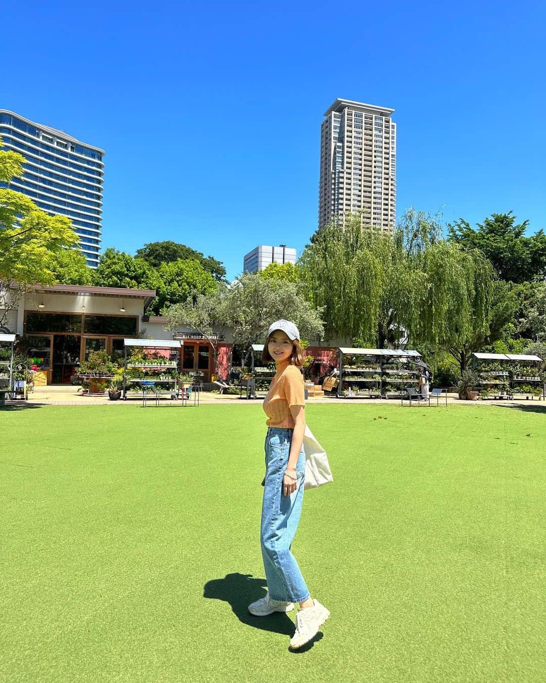 のインスタグラム：「Muléauコーデ☀️ Summer Collection now on sale🩶」