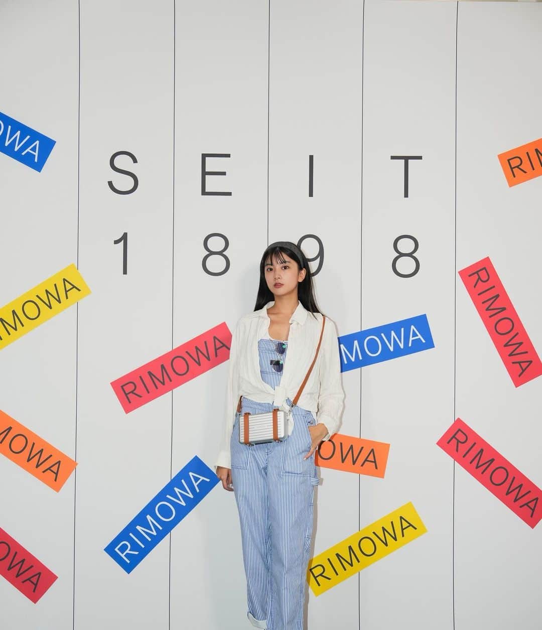 のインスタグラム：「リモワ125周年アニバーサリー展 SEIT 1898 ✈️🩵 #RIMOWA125　 #RIMOWAseit1898」