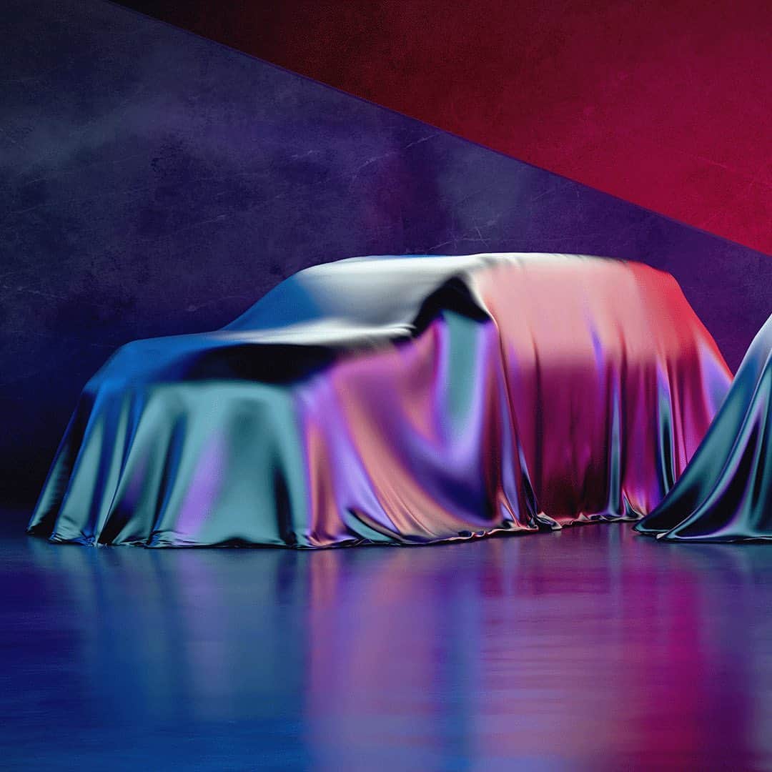 Lexus USAさんのインスタグラム写真 - (Lexus USAInstagram)「Two new SUVs. One big reveal. Follow the link in bio and watch the reveal of the all-new 2024 #LexusGX & first-ever #LexusTX. June 8, at 8 p.m. Eastern.」6月8日 22時06分 - lexususa