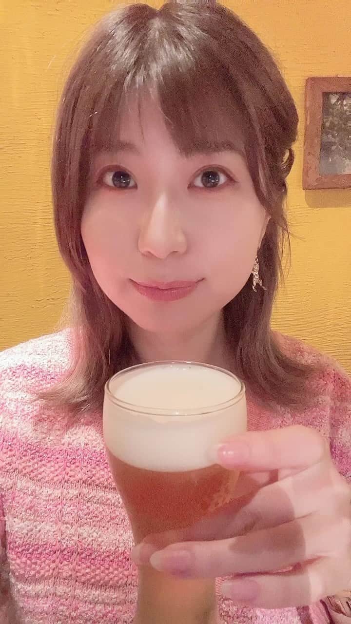 天野麻菜のインスタグラム：「ビール女子。3502  #ビール #ビール女子 #beer #beerstagram #お酒 #アルコール #タレント #グラビア #女優 #天野麻菜 #休まず #毎日飲んでる #記録更新中 #ビールのcm #オファー待ち #ビール大好き #乾杯 #乾杯シリーズ #1日1ビール #9年以上 #続けてる #まだまだ #これから  #今日で #3502日目 #イタリアン」