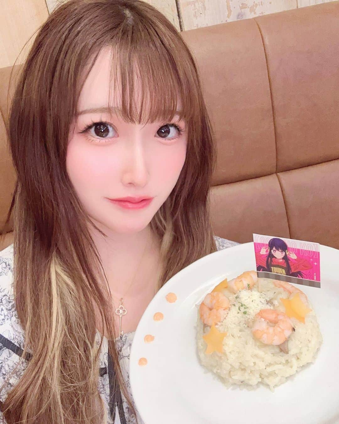 諸星みゆさんのインスタグラム写真 - (諸星みゆInstagram)「💜 ⁡ 【推しの子】× タワーレコードカフェ ⁡ 6/1から表参道のタワレコカフェで始まった 推しの子のコラボカフェ♬.*ﾟ ⁡ ソロ活なので今回もおなかいっぱい食べてきた🤤笑 アイちゃんのピラフ美味しくてびっくりした🤍 来週も行くから楽しみだなあ🫶 ⁡ 写真はめっちゃピンぼけしてた🤣笑 ⁡ 注文したもの☟ ✔︎︎︎︎アイのスターチーズリゾット ✔︎︎︎︎アイのリボンケーキ ✔︎︎︎︎アイのピンクレモンソーダ ✔︎︎︎︎ルビーのいちごミルク ✔︎︎︎︎有馬かなのカシスヨーグルト ✔︎︎︎︎黒川あかねのブルーベリーミルク ⁡ ┈┈┈┈┈┈┈┈┈┈┈┈┈┈┈┈┈┈┈┈ ⁡ 𝐓𝐨𝐝𝐚𝐲'𝐬 𝐜𝐨𝐨𝐫𝐝𝐢𝐧𝐚𝐭𝐢𝐨𝐧 ⁡ トップス @grl_official  ⁡ ┈┈┈┈┈┈┈┈┈┈┈┈┈┈┈┈┈┈┈┈ ⁡ 💜 タワーレコードカフェ表参道 ⁡ 詳しくは特設サイト見てみてください🙇‍♀️ ⁡ ☟URL https://tower.jp/article/news/2023/04/28/c101?utm_source=collabo_cafe_dot_com&utm_medium=collabo_cafe_dot_com&utm_campaign=collabo_cafe_dot_com&utm_id=collabo_cafe_dot_com ⁡ ┈┈┈┈┈┈┈┈┈┈┈┈┈┈┈┈┈┈┈ #推しの子 #推しの子コラボカフェ #推しの子カフェ #推しの子コラボ #タワーレコードカフェ #タワーレコードコラボカフェ  #タワーレコードコラボ #タワレコカフェ #タワレココラボカフェ #タワーレコード推しの子カフェ #タワレコ推しの子カフェ」6月8日 22時32分 - miyucheese.ig