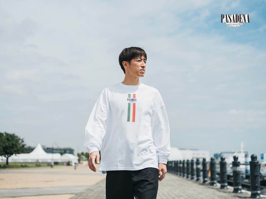 狩野健太のインスタグラム：「本日6/9 18:00〜  pasadena 2023 summer collection release  ■ WCUP LONG SLEEVE   ■ COLLEGE LOGO CREW  SWEAT   ■ KIDS COLLEGE LOGO CREW SWEAT  商品詳細はタグ付けしているpasadenaのofficialInstagramをご覧ください。  サッカーは永遠だ♾  ⁡#pasadena#パサデナ #2022ss#new#collection #sports#soccer#fashion#logo#logodesigns#apparel#unisex#socks#pantsgift#刺繍#ロンT#ロゴT#ハーフパンツ#サッカー#ショートパンツ#サコッシュ#ソックス#90年代 #静岡#サッカー#狩野健太#kentakano」