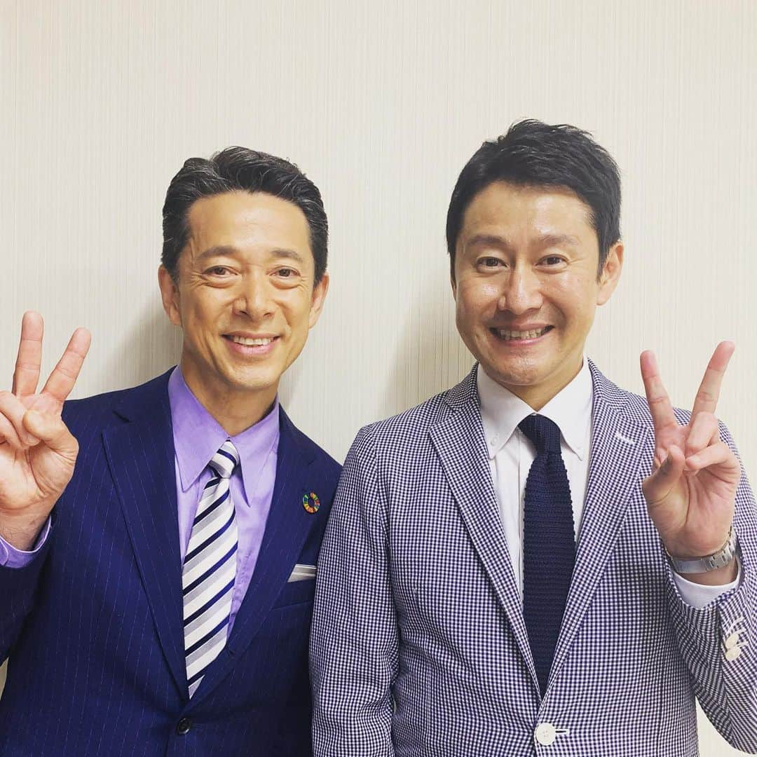 河田直也のインスタグラム：「昨日久しぶりに西川忠志さんと仕事させてもらいました😊以前番組で一緒に中継コーナーを担当していた時期があり、毎週いろんなところから生中継をしたものです。  相変わらず真っ直ぐで、丁寧で、声が大きい忠志さん。あの頃がとても懐かしいです☺️ #よんチャンtv」