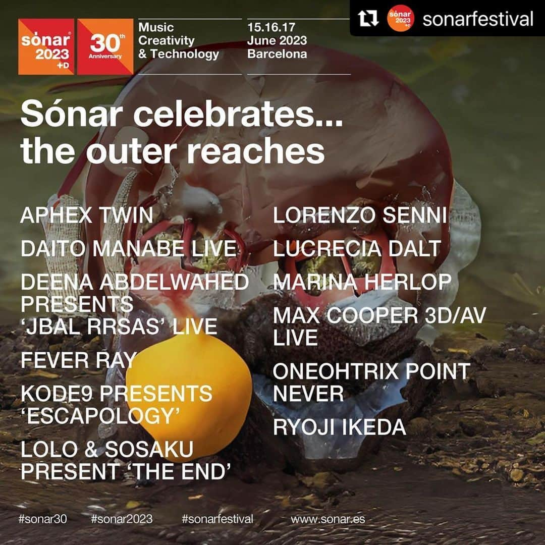 真鍋大度さんのインスタグラム写真 - (真鍋大度Instagram)「#Repost @sonarfestival   —  Experimentation has always been a critical part of Sónar's DNA.   From earthshaking AV shows to cutting-edge club sets and unique performances, celebrate 30 years of the outer reaches at Sónar 2023.  —  L’experimentació sempre ha estat part fonamental de Sónar.   D’espectacles audiovisuals revolucionaris a sessions de club avantguardistes i actuacions úniques, és hora de celebrar 30 anys d’exploració sonora a Sónar 2023.  #sonar30 #sonar2023 #sonarfestival」6月9日 8時46分 - daitomanabe