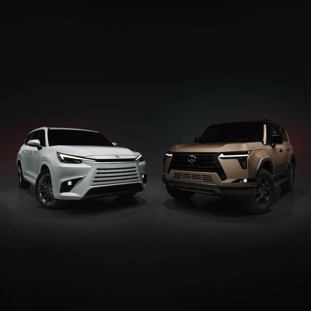 Lexus USAさんのインスタグラム写真 - (Lexus USAInstagram)「The first-ever #LexusTX and all-new #LexusGX. Swipe, then follow the link in bio to watch the reveal.   *Prototype vehicles shown」6月9日 9時01分 - lexususa