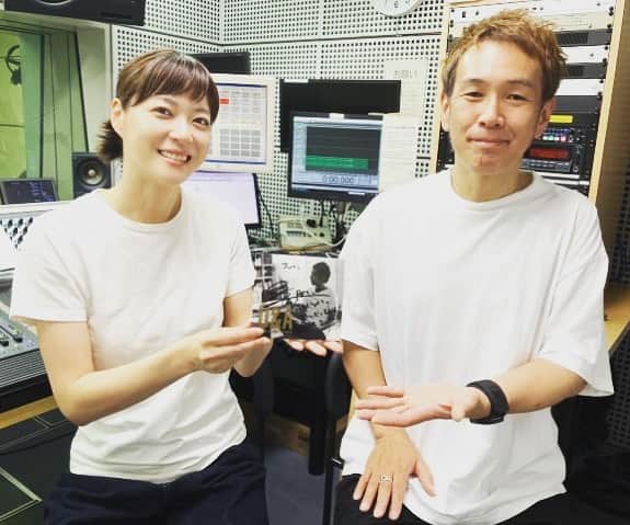 馬場俊英のインスタグラム：「上野樹里さんがお届けする「Juri's Favorite Note」に参加させていただきました。収録日当日は樹里さんと私で上下洋服がカブり、なにかこう、部活感が？😆　とても楽しい時間でした！ぜひお聴き下さい。  #馬場俊英 #jurisfavoritenote」