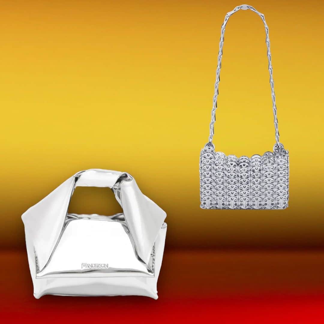 レクレルールさんのインスタグラム写真 - (レクレルールInstagram)「Shimmering handbags are always on point, would you go for JW Anderson’s architectural minimalism or do you fancy the rocky chains from Paco Rabanne’s iconic 1969 nano bag ?   Both available at LECLAIREUR Boissy d’anglas.  #LECLAIREUR #Handbag #SilverBag #PacoRabanne #JWAnderson #Mirror #Argent #Silver #FrenchStyle #ParisShopping #ConceptStore #Luxury #Pfw #Fashion #SS23」6月9日 1時07分 - leclaireur