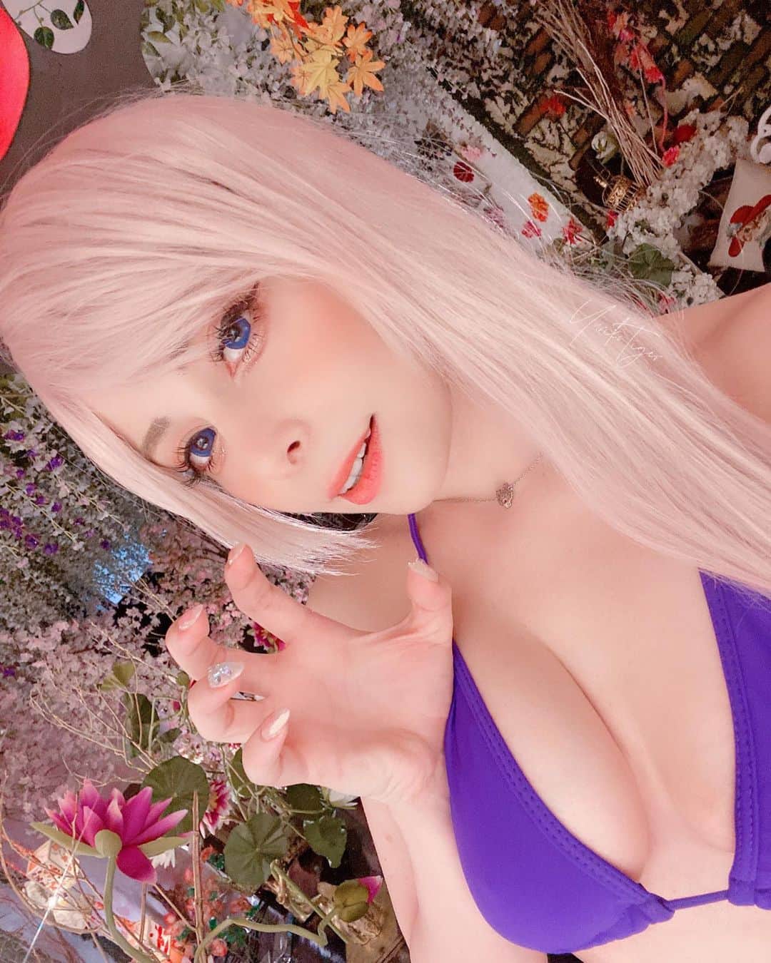 ユリコ・タイガーのインスタグラム：「日本語↓🥵Recently in the Tokyo area is getting more and more hot and humid… Almost unbearable! Tell me your summer vacation plan!  💮 Miyamoto Musashi inspired 宮本武蔵/セイバー風💮 最近東京に暑くて湿気が多いですね！！ この夏に予定ありますか〜？私と会える以外に😉 🐅cosplay event schedule 🇯🇵 6月→ホロケット/アコスタマルシェ 7月→ワンフェス(できれば) 8月→コミケ/ワールドコスプレサミット/コスホリ 個人のイベントもがんばって作ってるのでぜひ会いに来てください(´･ω･`)   #cosplay #cosplayconvention #livinginjapan #comiket #コスプレイベント　#ユリコタイガー　#外国人モデル　#cosplaylife #animecutegirl #cosplayer #japanesegirl」