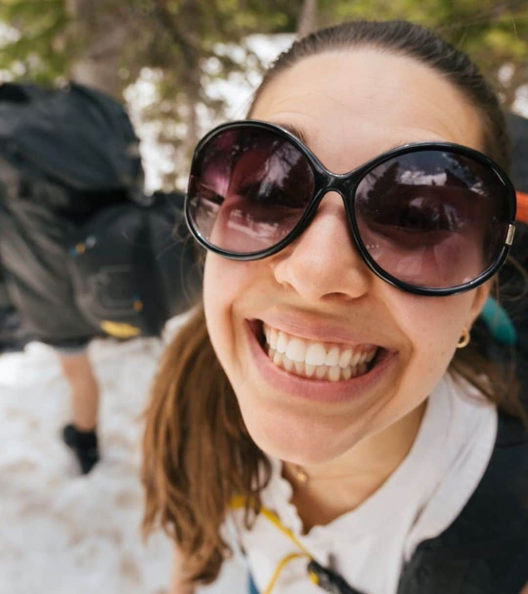 ブルック・ラバウトゥーさんのインスタグラム写真 - (ブルック・ラバウトゥーInstagram)「Mountains were high and valleys were low on this adventure 😅🏔️🏕️ • 🎞️: @finn.stack  📸: @chris_cosser」6月9日 3時03分 - brookeraboutou