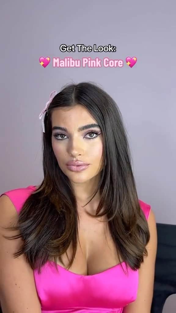 Too Facedのインスタグラム：「All the products needed to create this stunning #MalibuPink look! 💖🤩💞 @dakotaalvaa @elysereneau #toofaced #tfcrueltyfree」
