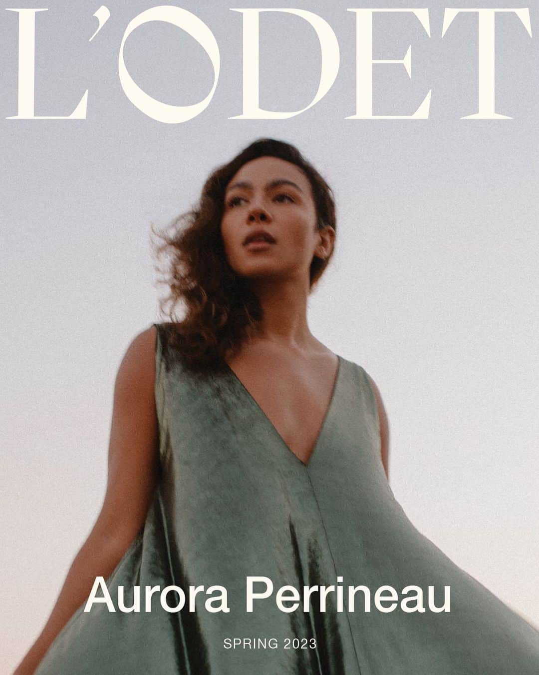 のインスタグラム：「This one has been a long time coming! Our l’Odet digital cover star for June is Aurora Perrineau. You might know her from the final season of “Westworld,” Netflix’s “When They See Us,” or “Prodigal Son” on Fox.   Cariann sat down with Aurora to talk about “Westworld” and what comes next. Their interview goes live this weekend!  A very special thanks to @davykesey for introducing us to Aurora and for taking these beautiful portraits.」