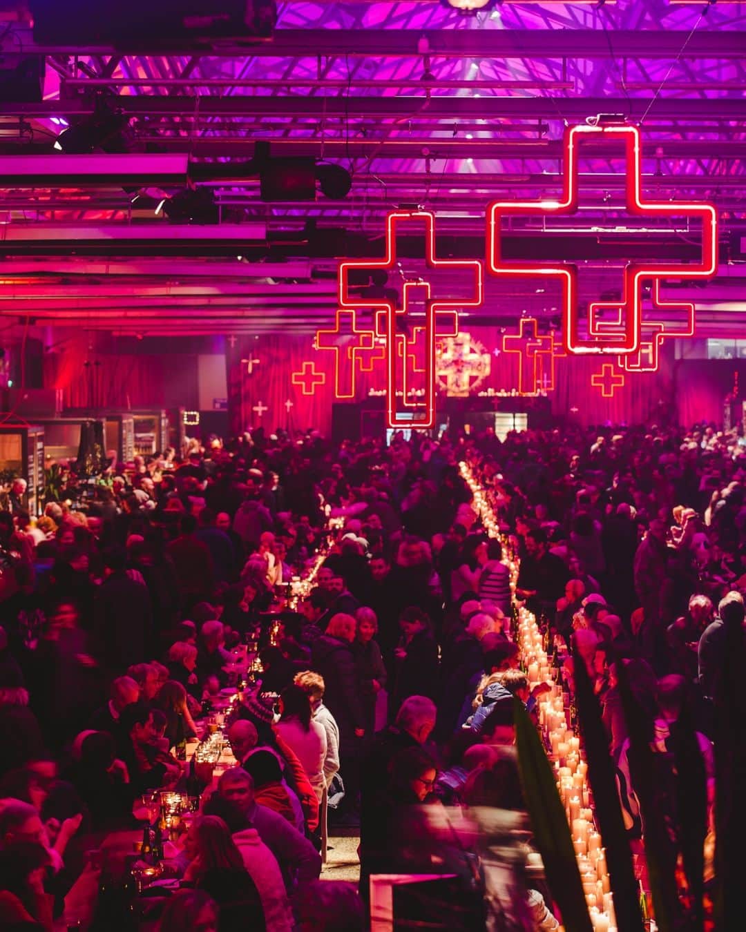 Australiaのインスタグラム：「Welcome to @tasmania's dark side, @dark_mofo 🌚🖤 Until 22 June, nipaluna (@hobartandbeyond) will be transformed into a subversive experience celebrating all things dark, twisted and delicious! Held in the lead-up to the #WinterSolstice, this annual festival (this year celebrating its 10th anniversary) is confronting, thought-provoking and just wonderfully weird! Indulge in the allure of darkness through the captivating blend of music, art, food, film, light, noise (and even a nude swim!). Dark Mofo has got to be seen to be believed... if you dare! 😉   📸: Adam Gibson, Lusy Productions, Jarrad Seng  📍: #Hobart, #Tasmania   #seeaustralia #comeandsaygday #discovertasmania #hobartandbeyond #TassieOffSeason #pttr23」