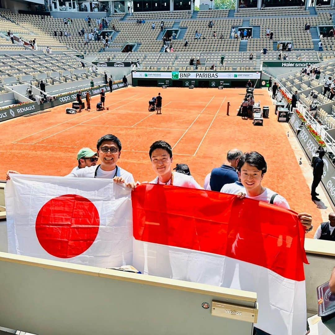 加藤未唯さんのインスタグラム写真 - (加藤未唯Instagram)「GRANDSLAM CHAMPIONS🏆✨️  A "Special Thank You" to Everyone for the vast amount of support! I Achieved My Goal! You lifted my spirits so I could refocus and play my Best!  In times of darkness, may a glimmer of shining light guide you to achieve your Ultimate Goal! Stay Positive & Never Give Up!  Miyu Kato #grandslam #champions #mixeddoubles  #グランドスラム #優勝 #ミックスダブルス」6月9日 5時17分 - miyukato1121