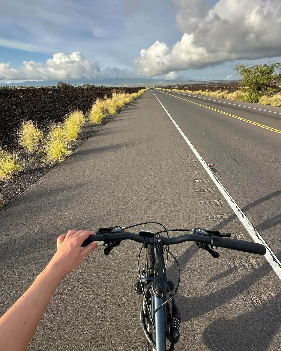 ジェームス・チャールズさんのインスタグラム写真 - (ジェームス・チャールズInstagram)「aloha 🌺」6月9日 5時29分 - jamescharles