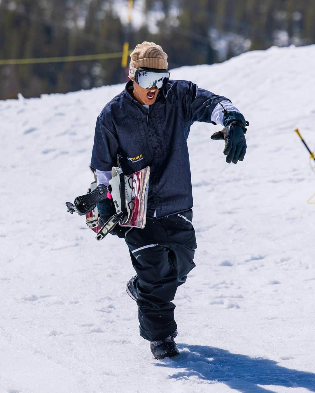 角野友基さんのインスタグラム写真 - (角野友基Instagram)「World quarters 2023🔥🔥🔥 So so stoked to ride with a lot of homies and happy to win the contest!! Thanks for making this happen @slushthemagazine @mammothunbound and park crew ❤️   @signalsnowboard @oakleysnowboarding @oakleyjapan @unionbindingco @fourpinecollective @crabgrab @bluebirdwax @slab_snowboard」6月9日 5時41分 - yukikadono