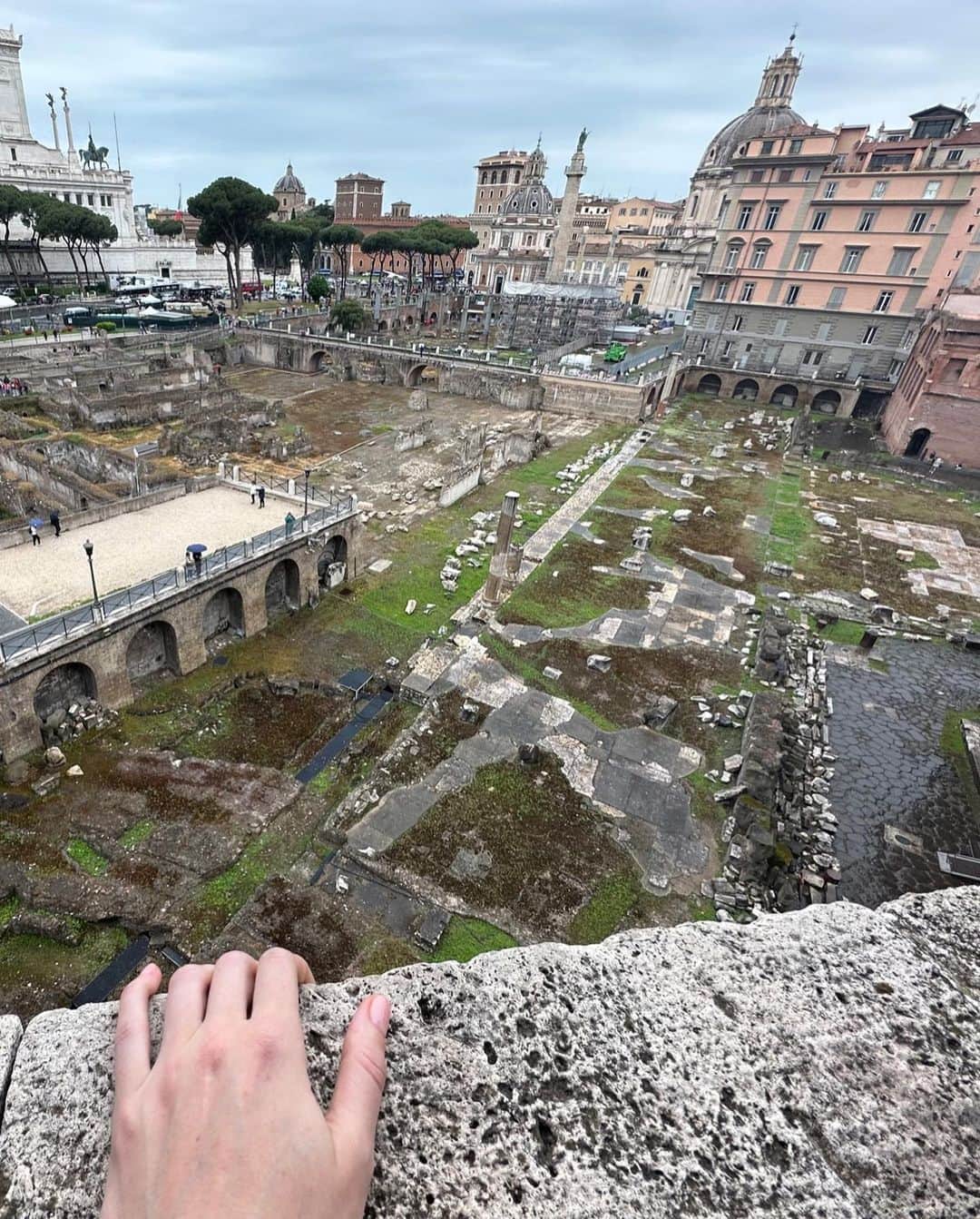 ブリー・ラーソンさんのインスタグラム写真 - (ブリー・ラーソンInstagram)「Reminiscing on Rome 🤍」6月9日 6時35分 - brielarson