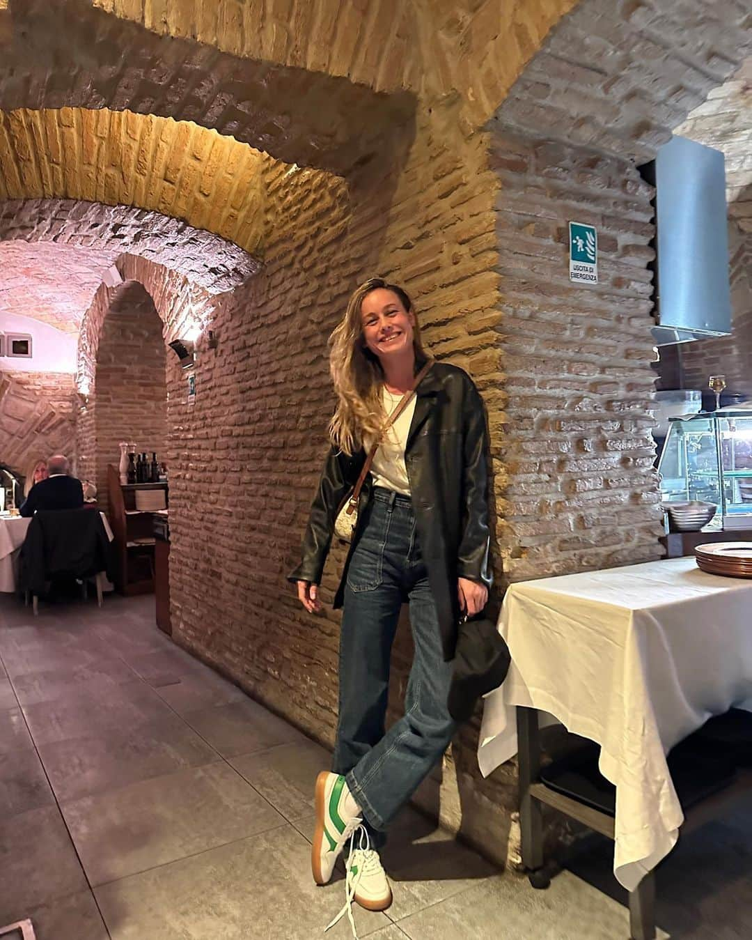 ブリー・ラーソンのインスタグラム：「Reminiscing on Rome 🤍」