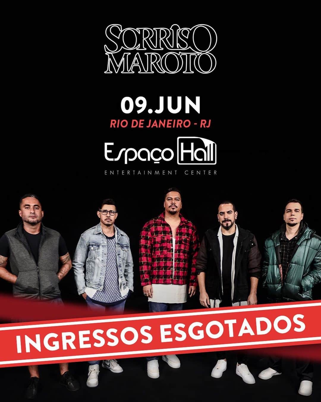 Sorriso Marotoのインスタグラム：「INGRESSOS ESGOTADOS amanhã no @espacohall turma! 💥  Sempre bom tocar em casa e a gente nunca cansa de agradecer aos que sempre lotam os shows e cantam com a gente.   A pergunta é: Vocês estão preparados para sextar com um repertório repleto de românticas do Sorriso? 🎶🤪」