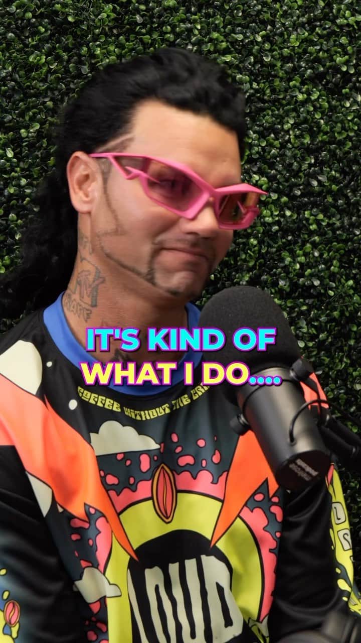 Riff Raffのインスタグラム：「The Wordplay Wizard @jodyhighroller stopped by to teach us some new vocabulary. . . . #goingdeepwithchadandjt #riffraff #podcast #comedy」