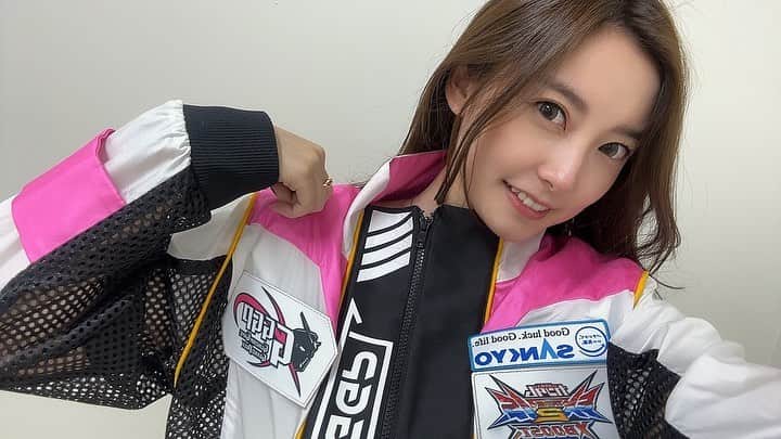 時田愛梨のインスタグラム：「先日、着たGGGPウェアが可愛かった😍  #GGGP  #sankyo」
