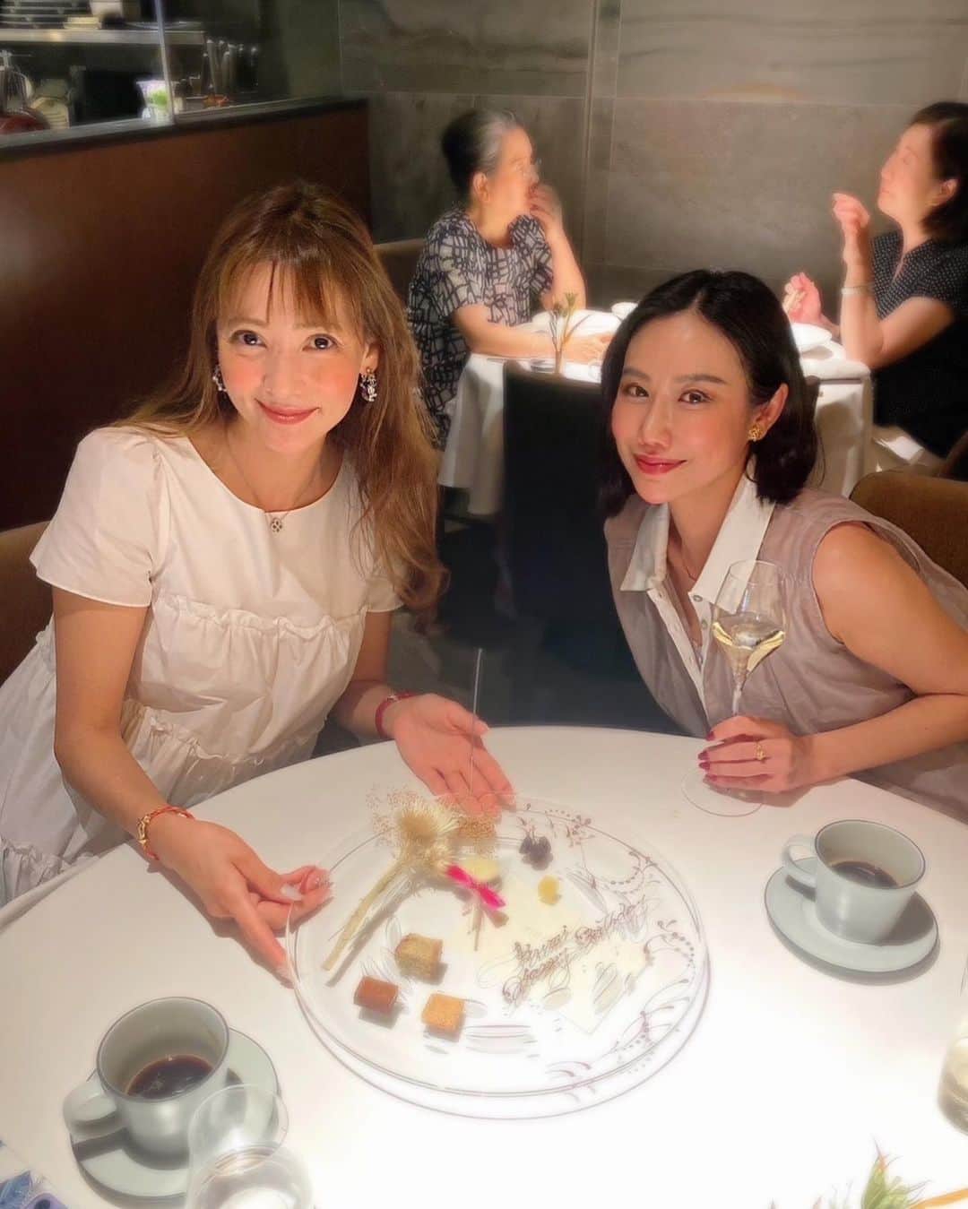 箕輪玖美のグルメインスタ