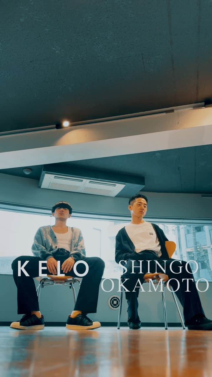 Shingo Okamotoのインスタグラム：「SHINGO OKAMOTO × KELO WS開催！！！！！！  初コラボ🤜🤛⚡️  2人のスタイルをミックスさせて作ったNEWスタイルです🕺✨  どちらかのジャンルしか経験ない方も、楽しんでもらえる振付になってます！😉  この機会に是非👍  ——————————————————  【日時】 2023/7/2(日)  受付/15:00~15:15 レッスン/15:15~16:45  【定員】 抽選50名限定 ※小学生以上から参加可能です。  【申込み方法】 ✉️メール受付期間 本日〜6/15(木)24時まで  thank you SOLDOUT！！❤️‍🔥  💻📱 詳しい詳細は、 shingookamotoオフィシャルサイト【SHINGO×KELO WS】からお申し込みください。  アドレス☟『www.shingookamoto.com』  ShingoOkamotoプロフィールリンクからも飛べます🔗📱」