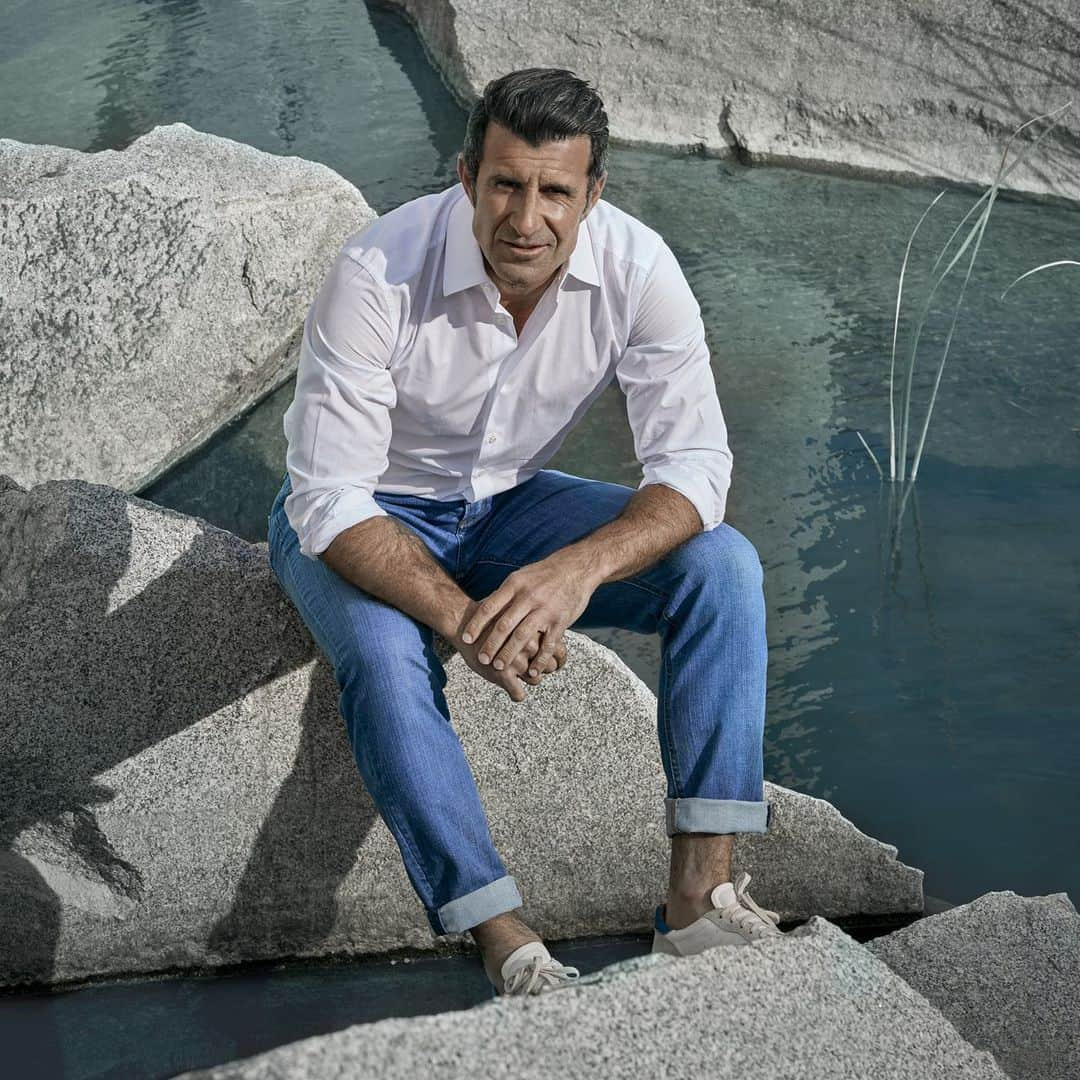 ルイス・フィーゴさんのインスタグラム写真 - (ルイス・フィーゴInstagram)「Live the sea down to its soul, with respect and elegance. Follow us on our official profile @luisfigobrand  #luisfigobrand #luisfigo #luxurylifestyle #madeinitaly #fashion #excellence #newchicwear #lifestyle #menswear #elegance #menwithclass #gentleman #luxuryfashion」6月9日 17時38分 - luis__figo