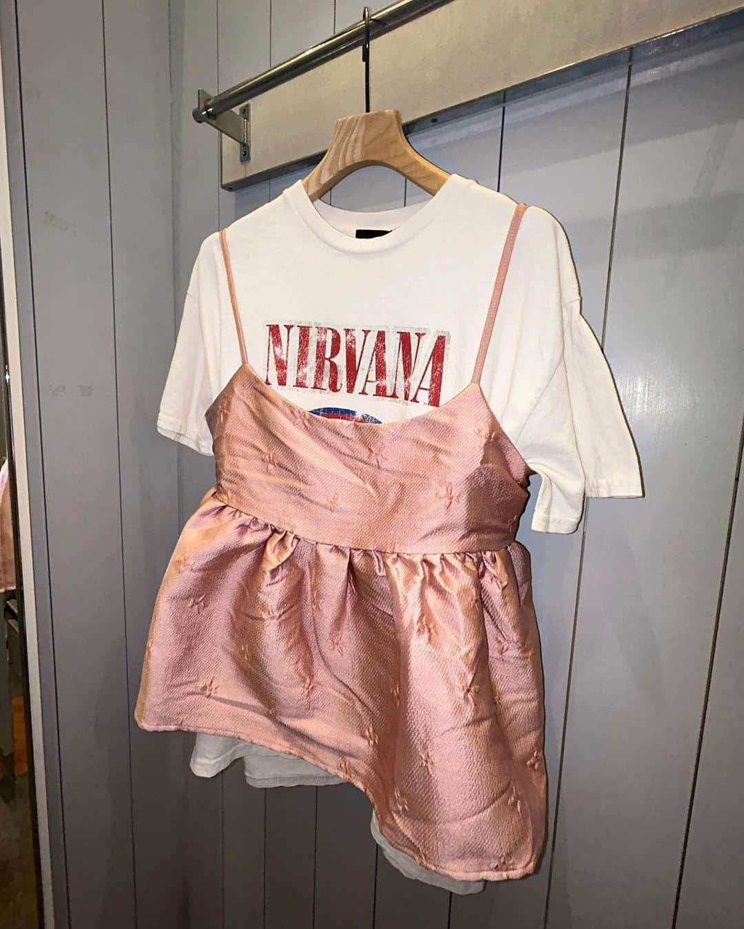 ビームス神戸さんのインスタグラム写真 - (ビームス神戸Instagram)「. 🍓Ray BEAMS🍓  【sister jane / Tulip Jacquard Cami Tops】  item no: 61-01-0169 price:¥12,980-  ───────────────── 🔎商品の問い合わせ🔍は、 電話 or DM でも承っております。 ⚠️営業時間中での返答となりますので、 お時間がかかる可能性がございます。 予めご了承下さいませ。  オンラインショップの商品ページより、 《ネット取り置き・取り寄せ》が可能です！ お気軽にお申し込み下さいませ🌵🌵🌵  @beams_kobe   ☎️078-335-2720 #beams#bprbeams#beamsplus#beamsboy#raybeams#kodomo#beamst#instafashion#instagood#outfit#outfitoftheday#fashion#ootd#beamskobe#kobe#japan #ビームス#レイビームス#ビームスボーイ#こどもビームス #sisterjane」6月9日 18時08分 - beams_kobe