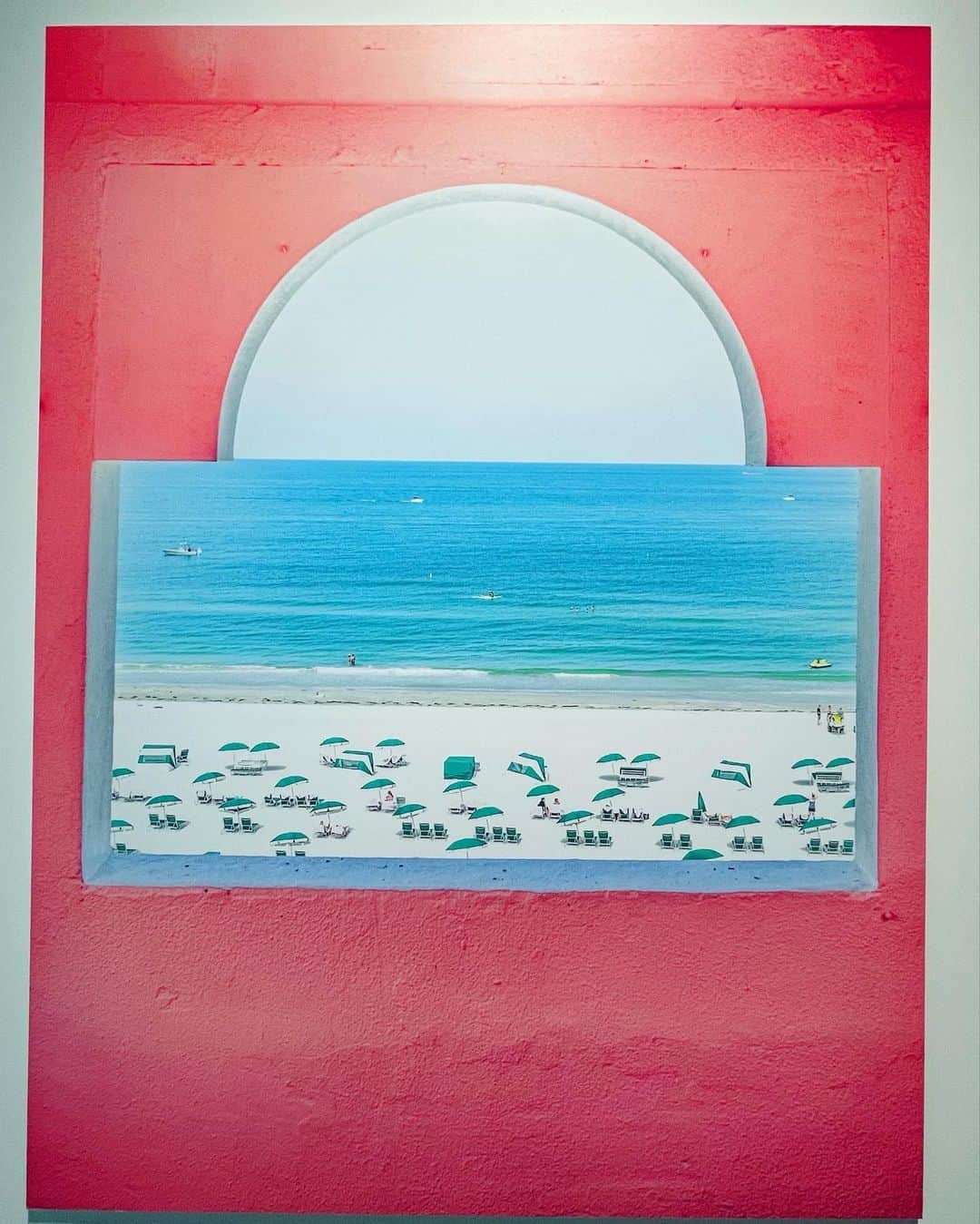 木本夕貴さんのインスタグラム写真 - (木本夕貴Instagram)「ウェスアンダーソンすぎる風景展🫶 かわいいいいいぃー！！！  わたしは色がすきだからすごく幸せな空間でした🫶🩵」6月9日 18時33分 - yuuki___kimoto