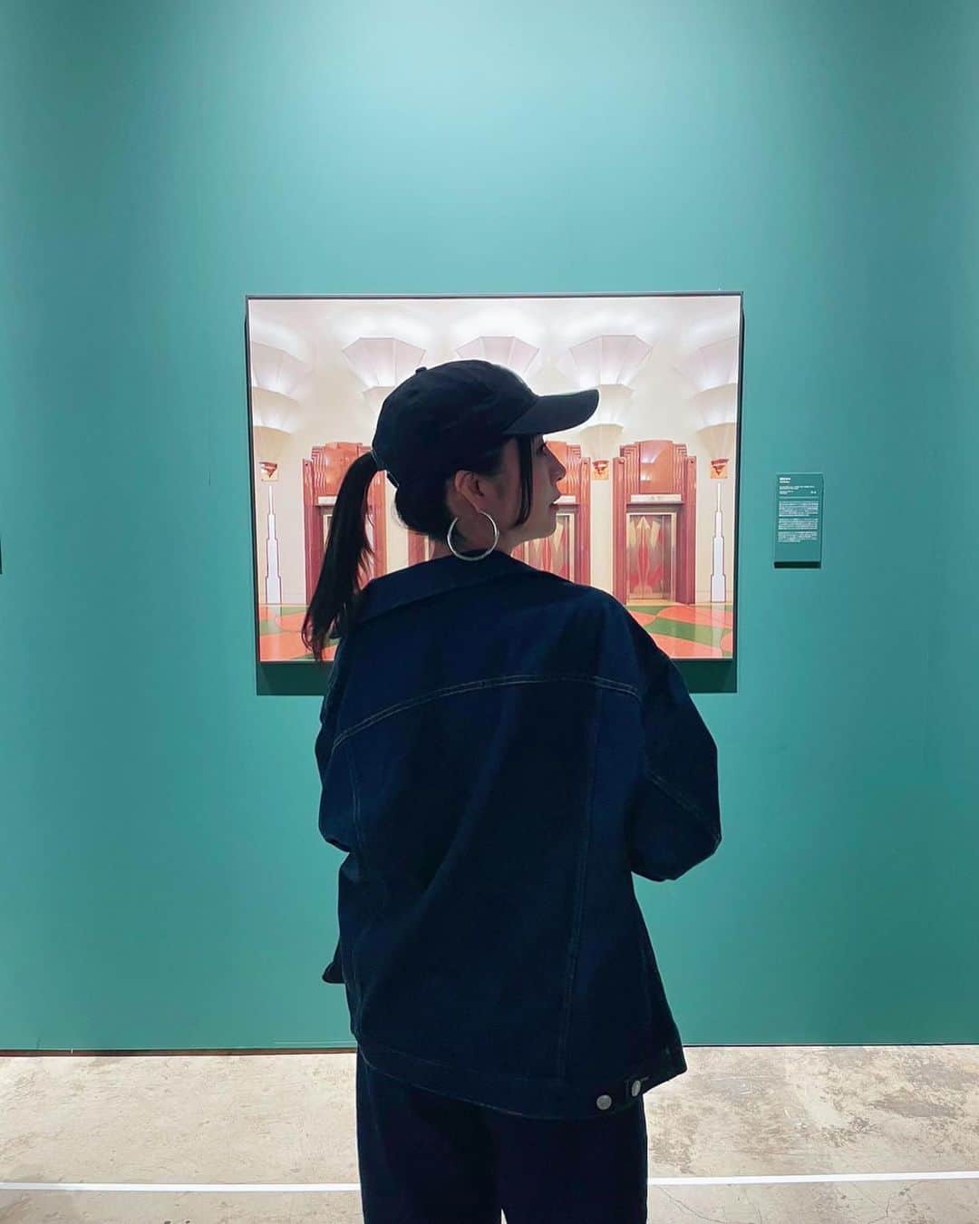 木本夕貴さんのインスタグラム写真 - (木本夕貴Instagram)「ウェスアンダーソンすぎる風景展🫶 かわいいいいいぃー！！！  わたしは色がすきだからすごく幸せな空間でした🫶🩵」6月9日 18時33分 - yuuki___kimoto
