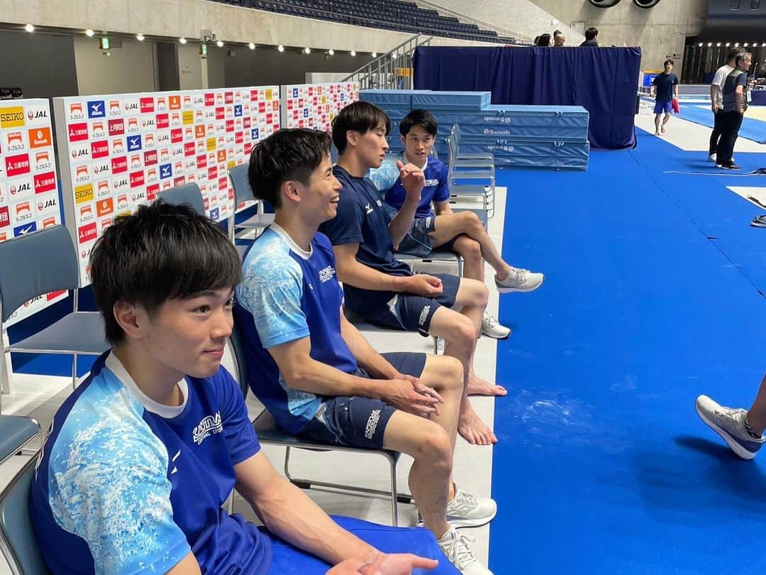 萱和磨さんのインスタグラム写真 - (萱和磨Instagram)「明日は全日本種目別選手権です。 あん馬と平行棒に出場します。 いつも通り頑張ります！ 応援よろしくお願いします！ I have a Japan Championship tomorrow.  I compete in pommel horse and parallel bars. I will do my best as always ! Please root for me !」6月9日 18時44分 - kazuma_kaya