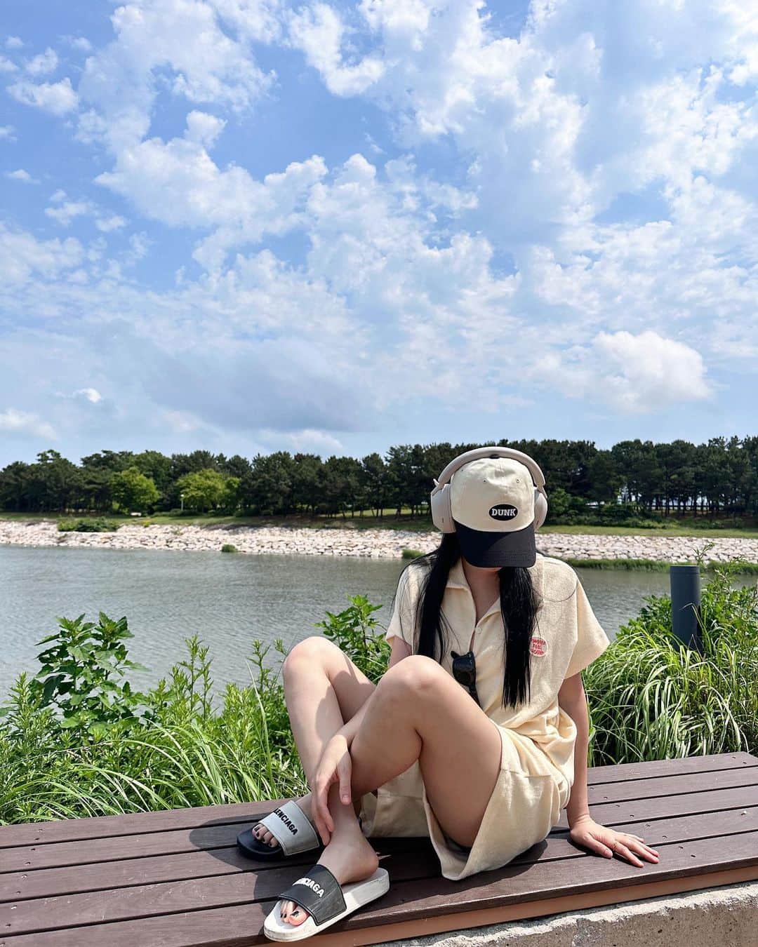 ユ・ボファさんのインスタグラム写真 - (ユ・ボファInstagram)「더워지기전 요즘이 너무 좋앙🌤️✨」6月9日 9時48分 - yoobohwa