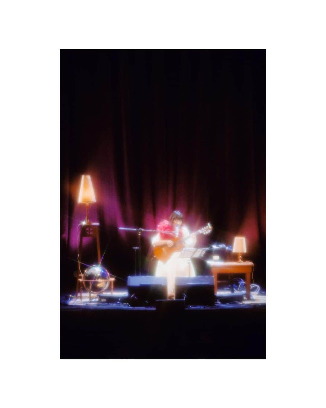 青葉市子のインスタグラム：「6 June 2023 Sydney, NSW, AU @cityrecitalhall   The best sound system ever!🔊✨  costume : @remocyn ❤️🪽  📷 1-9 @jessgleeson   .」