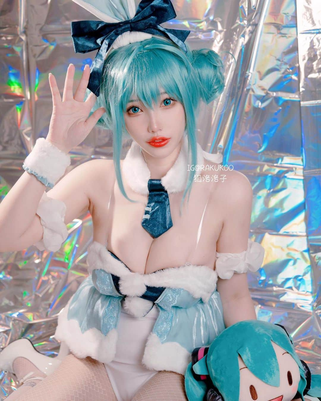 犬神洛洛子のインスタグラム：「🩵🩵🩵  #HatsuneMiku #Cosplay #初音ミク #コスプレ」