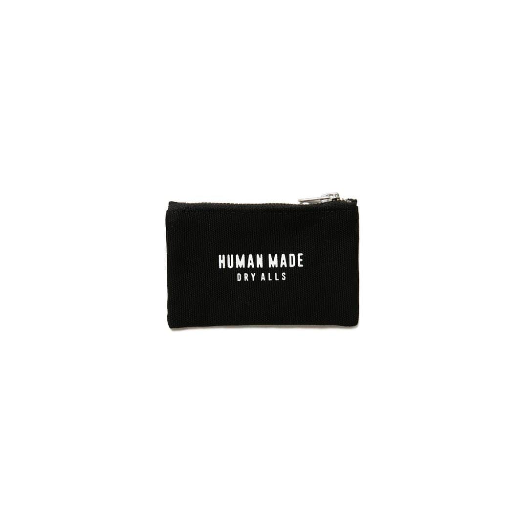 HUMAN MADEさんのインスタグラム写真 - (HUMAN MADEInstagram)「"CARD CASE" is available at 10th June 11:00am (JST) at Human Made stores mentioned below.  6月10日AM11時より、"CARD CASE” が HUMAN MADE のオンラインストア並びに下記の直営店舗にて発売となります。  [取り扱い直営店舗 - Available at these Human Made stores] ■ HUMAN MADE ONLINE STORE ■ HUMAN MADE OFFLINE STORE ■ HUMAN MADE HARAJUKU ■ HUMAN MADE SHIBUYA PARCO ■ HUMAN MADE 1928 ■ HUMAN MADE SHINSAIBASHI PARCO  *在庫状況は各店舗までお問い合わせください。 *Please contact each store for stock status.  コットンキャンバス地を用いたカードサイズのポーチ。 ラブラドールモチーフのグラフィックをプリントで落とし込みました。  Card case in cotton canvas with a printed labrador graphic on one side.」6月9日 11時15分 - humanmade