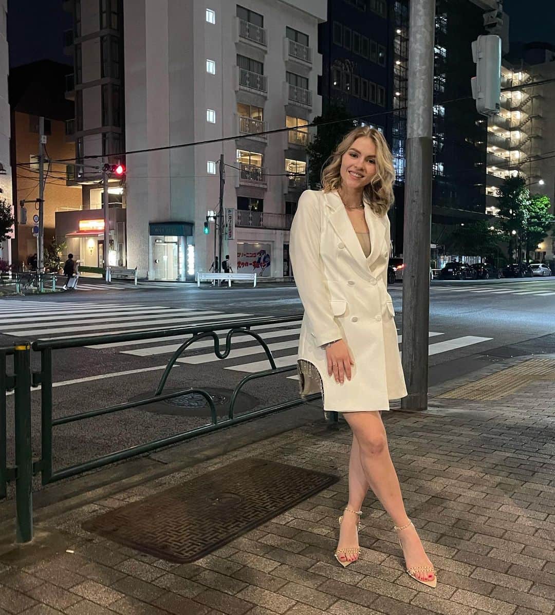 アンゲリーナ・クチヴァルスカさんのインスタグラム写真 - (アンゲリーナ・クチヴァルスカInstagram)「night out 🇯🇵🍶  Thank you @johnnygweir for this amazing evening 💕🫶」6月9日 12時34分 - angeliiinaa__