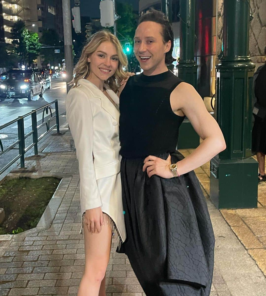 アンゲリーナ・クチヴァルスカさんのインスタグラム写真 - (アンゲリーナ・クチヴァルスカInstagram)「night out 🇯🇵🍶  Thank you @johnnygweir for this amazing evening 💕🫶」6月9日 12時34分 - angeliiinaa__