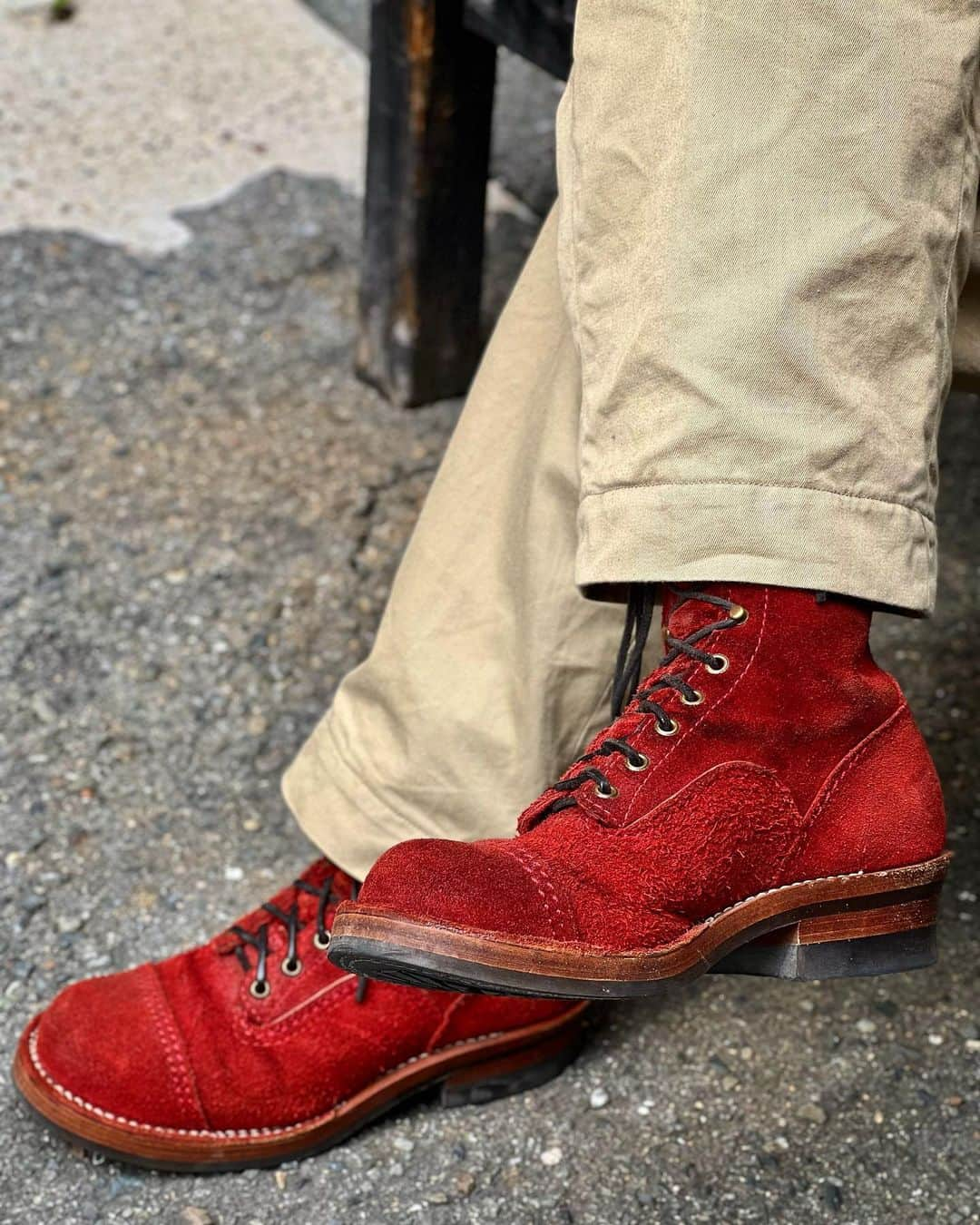 ウェスコさんのインスタグラム写真 - (ウェスコInstagram)「My WESCO! "Jobmaster w/Toe Cap" 〜Burgundy Domain Rough Out〜  #westcoastshoecompany #wesco #wescoboots #mywesco #jobmaster #burgundy #roughout #since1918 #100YEARS #oregon #portland #scappoose #madeinUSA🇺🇸 #osaka #wescojapan #tokyo #wescoebisu #wescosetagaya」6月9日 15時00分 - wesco_japan