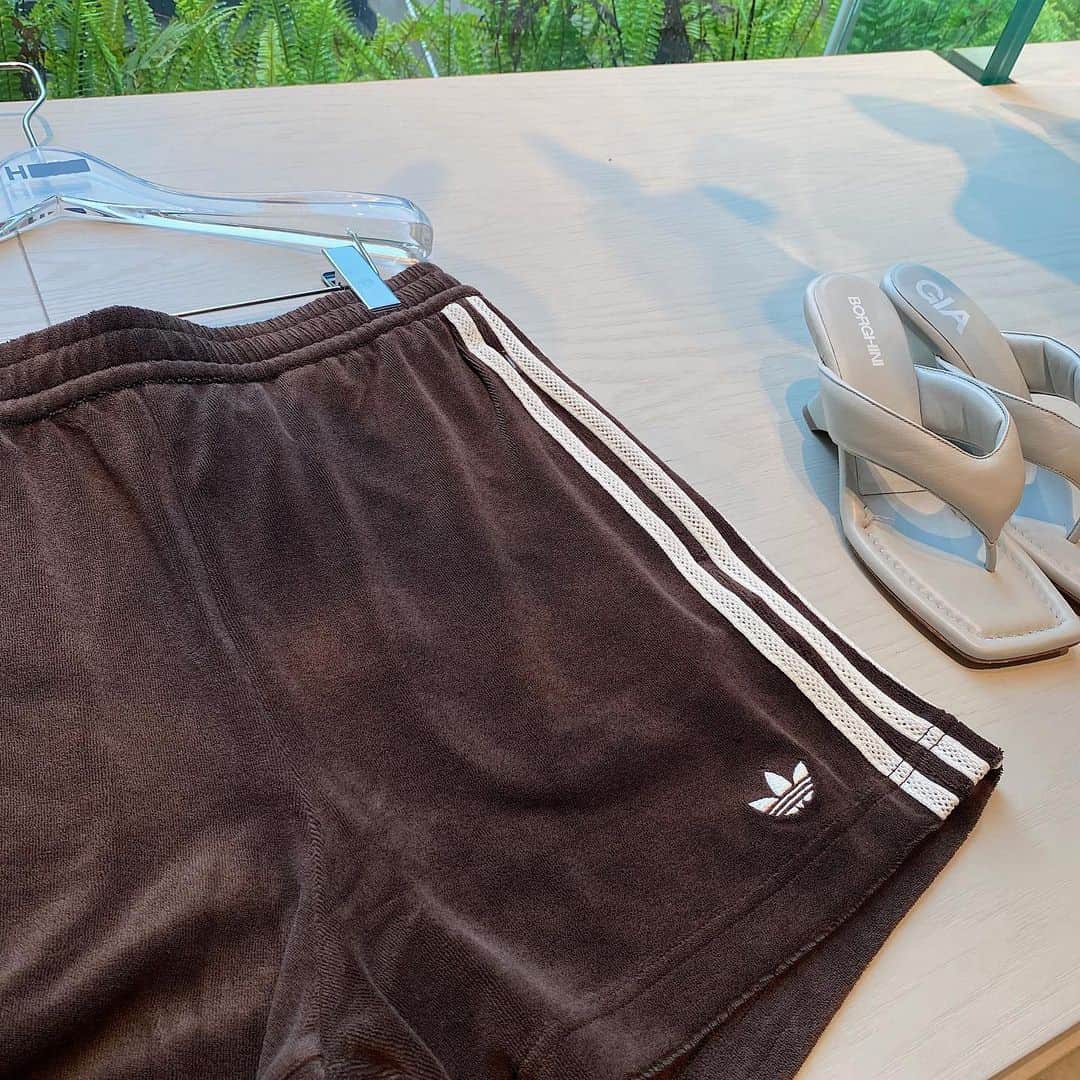 卓越 H BEAUTY YOUTH COTTON NYLON CORD POLO starehegirlscentre.sc.ke