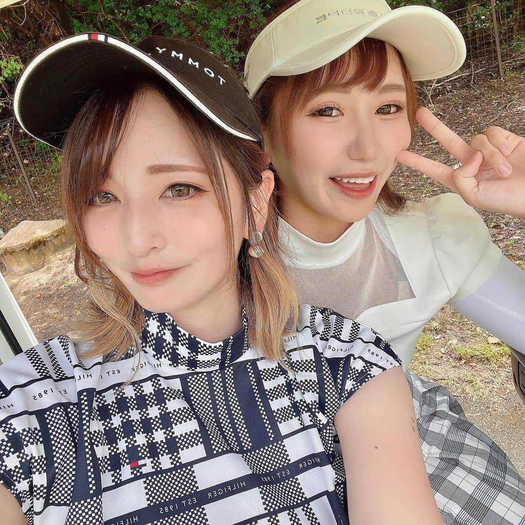 MIKIさんのインスタグラム写真 - (MIKIInstagram)「久しぶりの80台😍🩷🩷 メンバーに恵まれて🥹✨✨  #ゴルフ女子 #ゴルフ女子と繋がりたい #関西ゴルフ女子 #関西ゴルファー  #関西ゴルフ女子と繋がりたい  #関西ゴルファーと繋がりたい  #ごるふ女子  #お酒好き女子 #お酒大好き  #エンジョイゴルフ  #あざとくて何が悪いの  #あざと可愛い #あざとかわいい #セクシーショット  #golf #golfstagram #スイングショット  #ドライバーショット」6月9日 16時11分 - mktyy_golf