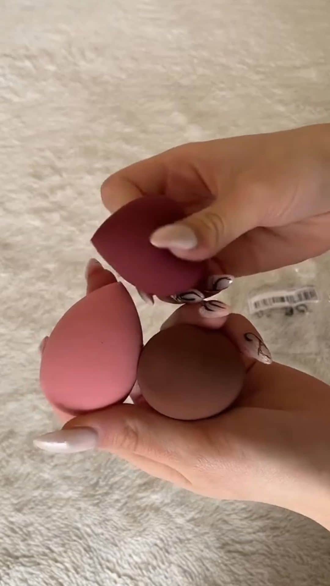 SHEINのインスタグラム：「ACCS & Beauty Haul! 🛍 Those phone cases are the absolute cutest 💕 Which scores did you adore? 👇   🔎11747947  #SHEIN #SHEINforAll #SHEINstyle #fashion #chic #saveinstyle」