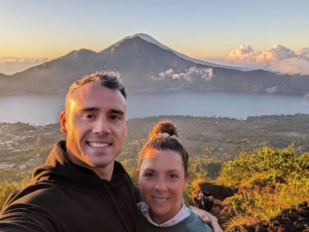クリスチャン・トーマスのインスタグラム：「Bali 🇮🇩 ☀️🏄🏻‍♂️」