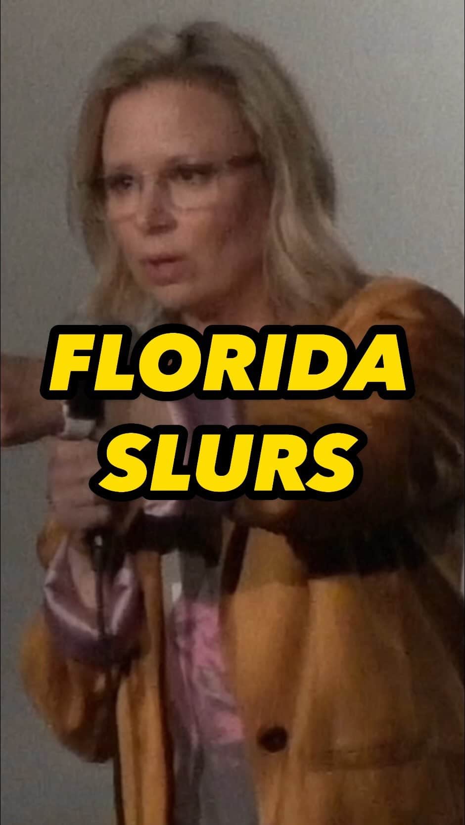 メアリー・リン・ライスカブのインスタグラム：「Did you know Florida is a diverse place with a variety of cultures and accents? 🤣🐊🍻😂 #florida #culture #standup #comedy #crowdwork #momlife #tired #floridaman」