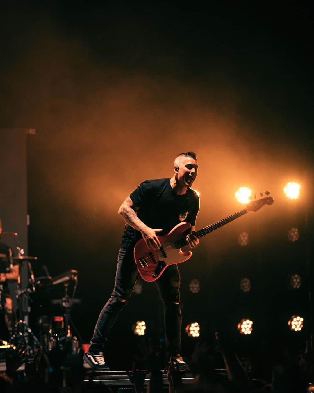 ザッキー・ヴェンジェンスのインスタグラム：「Little photo dump from the last few shows 🔥🔥🔥🔥 See ya tonight Columbus 📸 @salmabustos  #pittsburgh #newportkentucky」