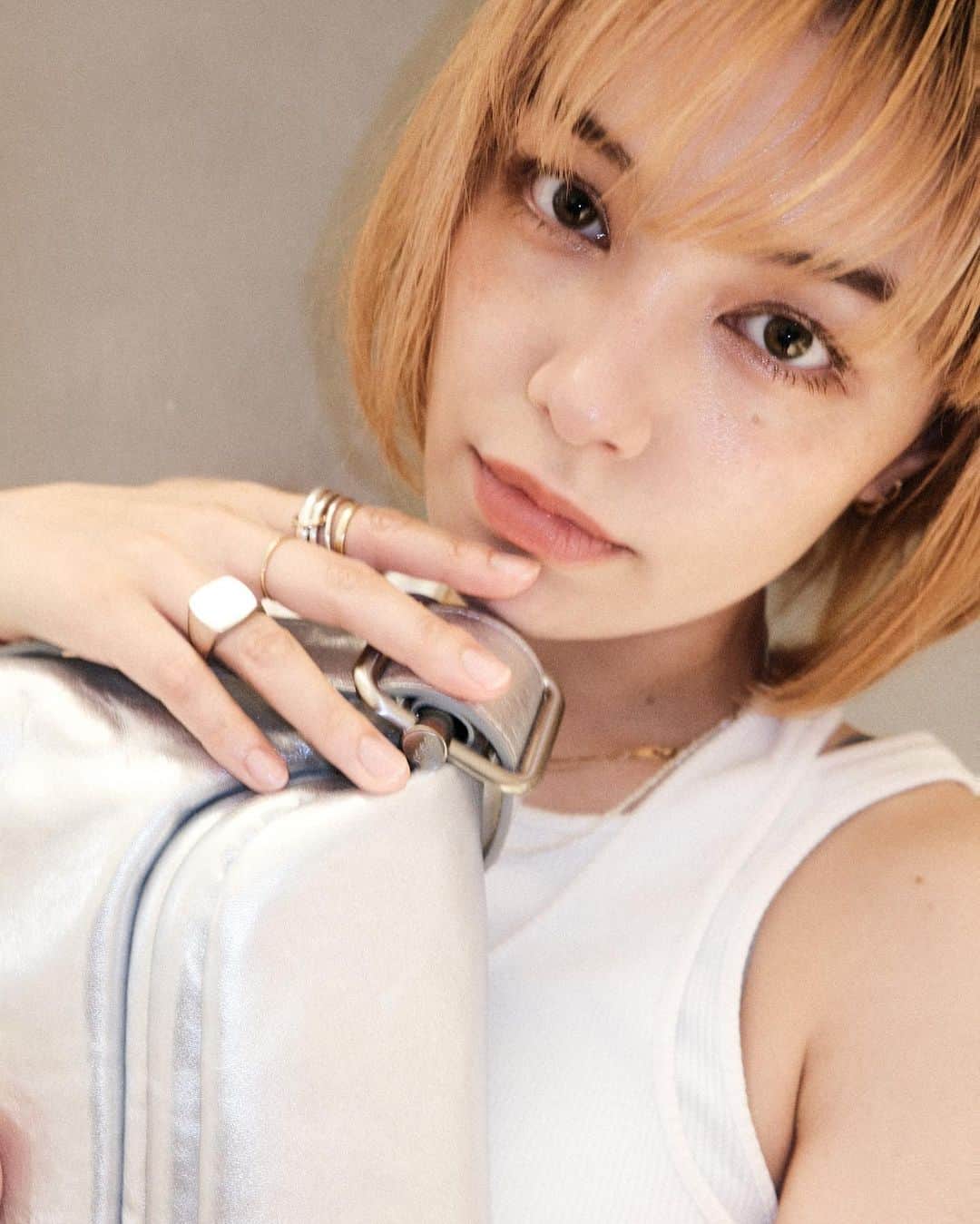 ステファニーのインスタグラム：「🪩🦋✨ @osoi_official」