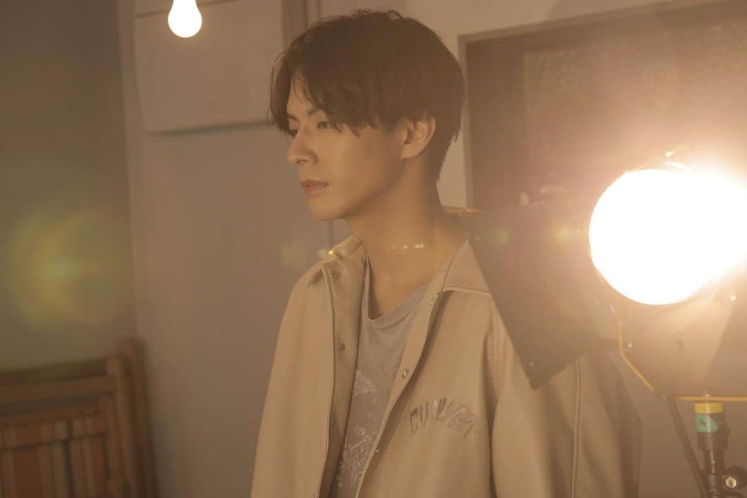 中尾暢樹のインスタグラム：「六月ブロマイド チェックしてくれたかな？ こちらアザーです。」