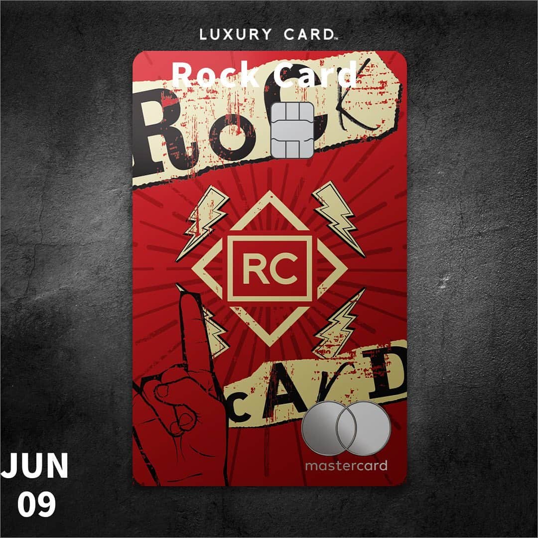 Luxury Card Japanさんのインスタグラム写真 - (Luxury Card JapanInstagram)「【どちらのデザインが好きですか？】 本日限定でLCがRCに！ Rock Cardの誕生です🎸💥  カードの利用者はなんとあの人...‼︎ 分かったあなたは真のロックンローラー💥  #ロックの日 #rock #rocknroll  #rockcard  #ロックンロール  #ロックンロールに感謝しようぜ  #ロック #ロックカード  #60srock  #70srock  #80srock  #90srock  #クレジットカード #ラグジュアリーカード」6月9日 19時29分 - luxurycardjapan